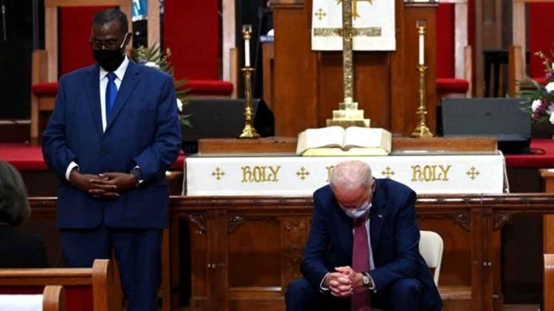 biden en iglesia